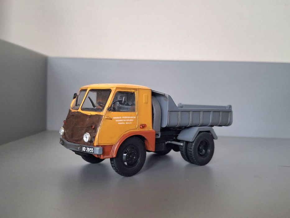 Star 25 W14  wywrotka model 1:43 kultowe ciężarówki z epoki prl