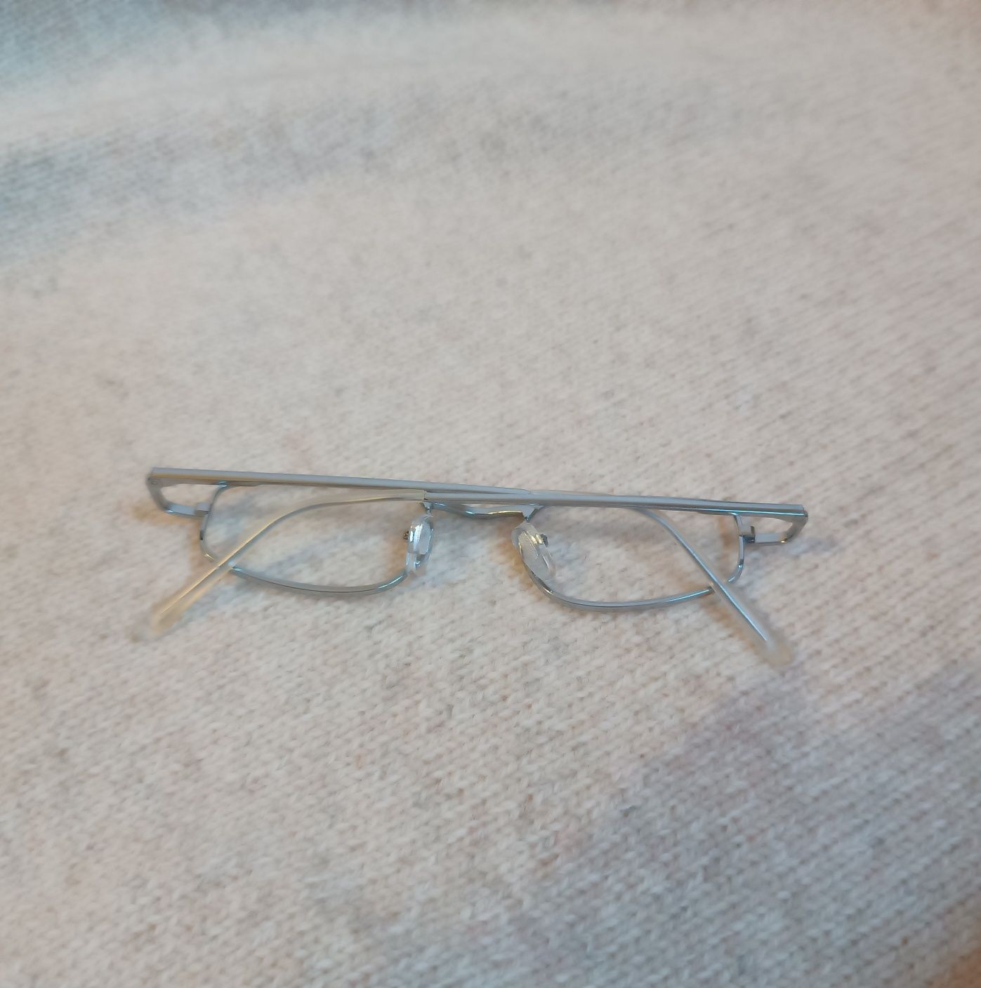 Okulary z szkłem korekcyjnym