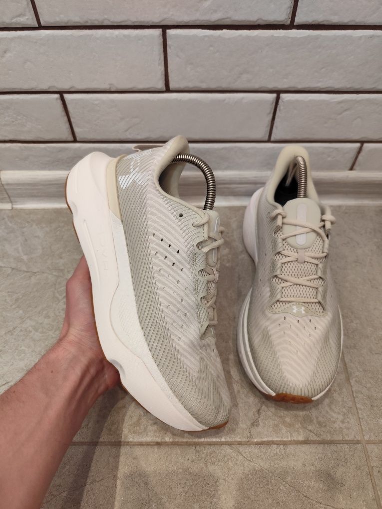 Under Armour HOVR Infinite Pro