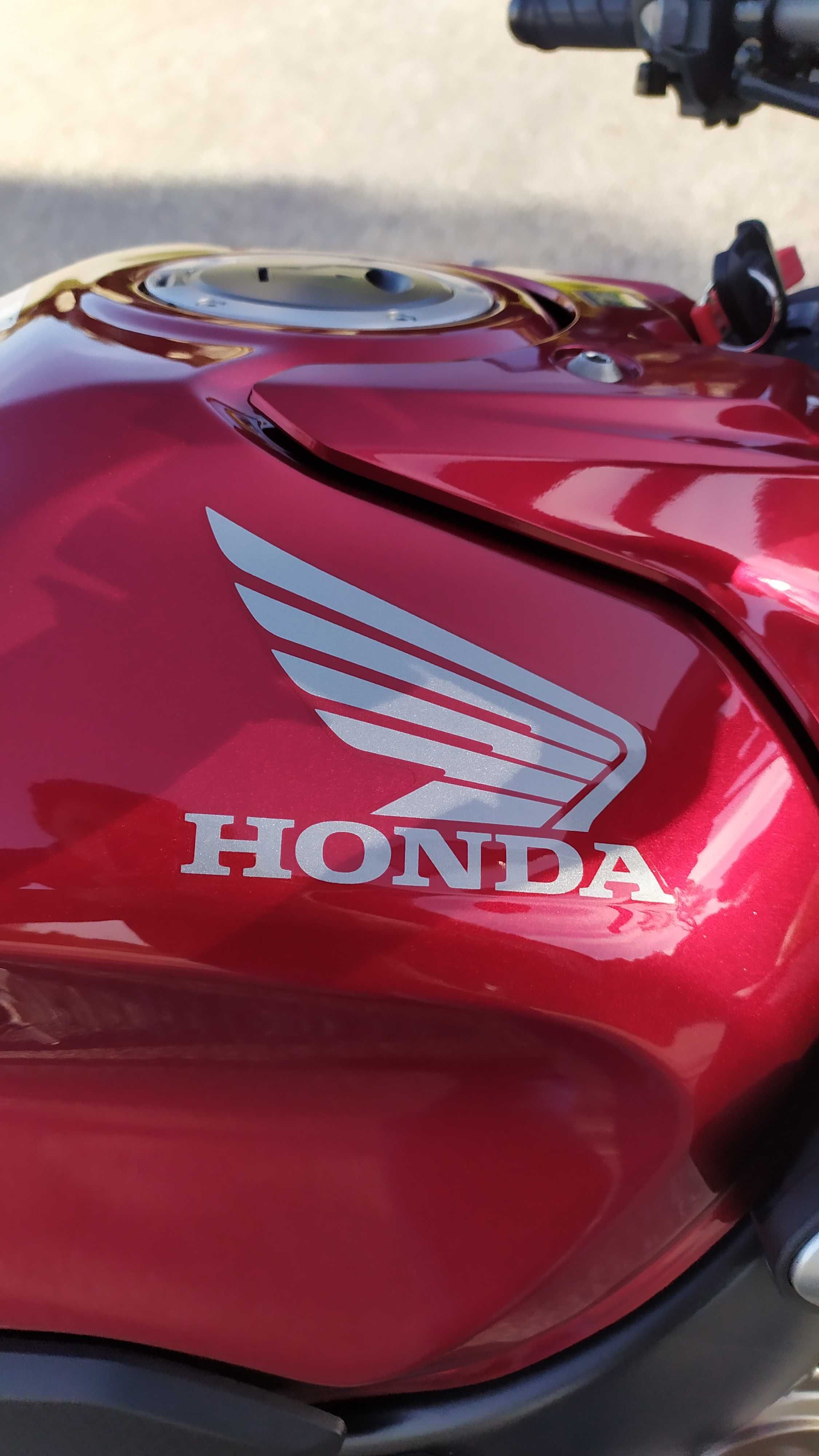 Honda CB650R (35KW livrete)