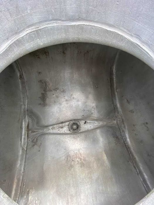 Продам бочку під молоко чи воду на газель