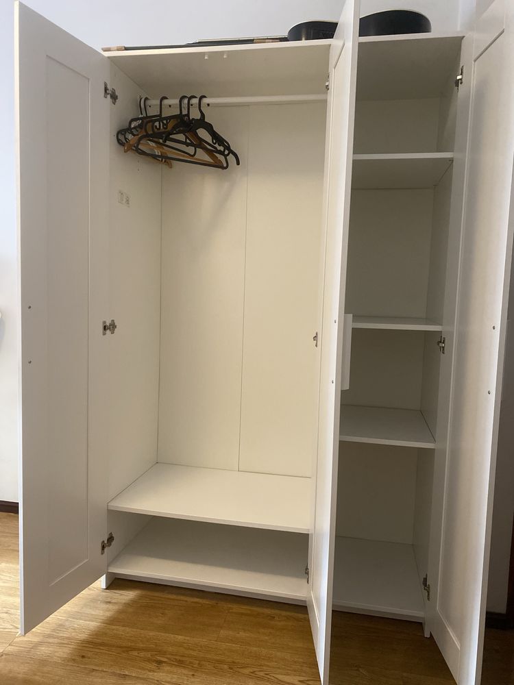 Roupeiro ikea 3 portas
