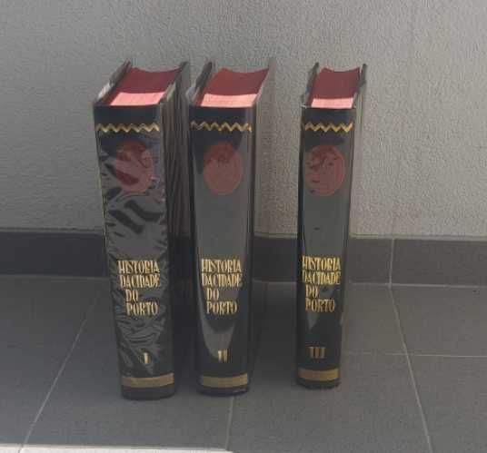 História da Cidade do Porto - três volumes em muito bom estado