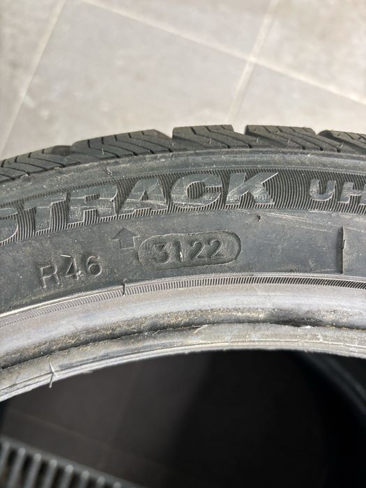 Opony zimowe 225/40 R18 Minerva