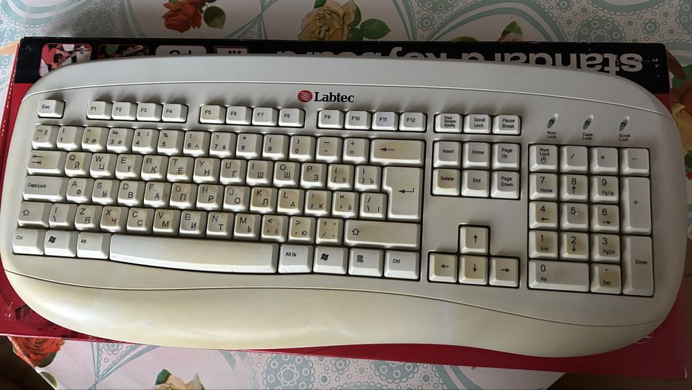 Клавиатура для монитора