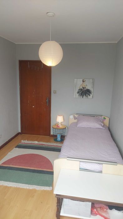 Quarto privativo para arrendar