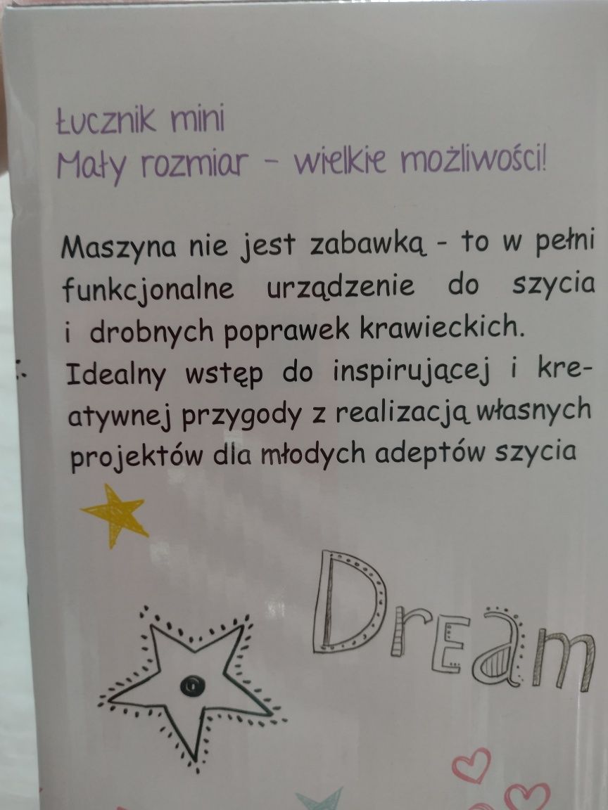 Mini maszyna do szycia Łucznik