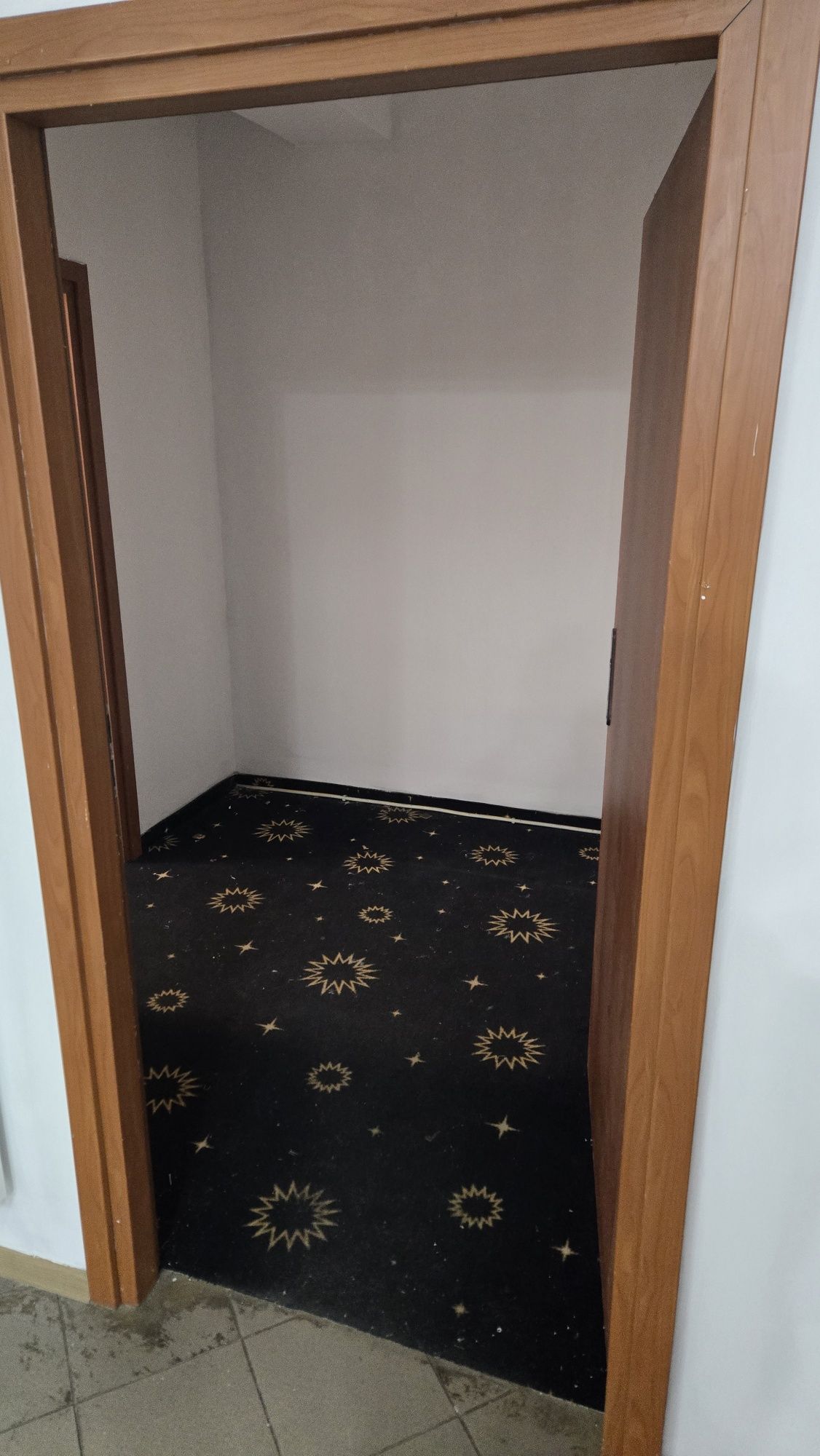 Lokal usługowy do wynajęcia 240m2 w rynku