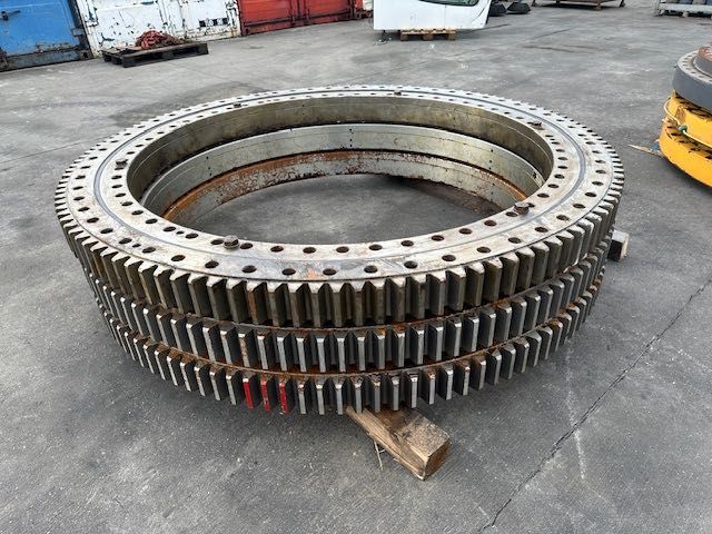 łożysko gigant do stołu obrotowego średnica 2170 mm