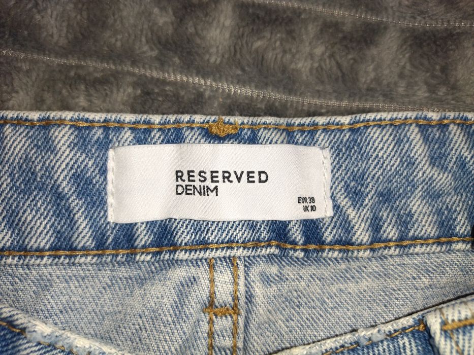 Джинси підійдуть на М невелику Л