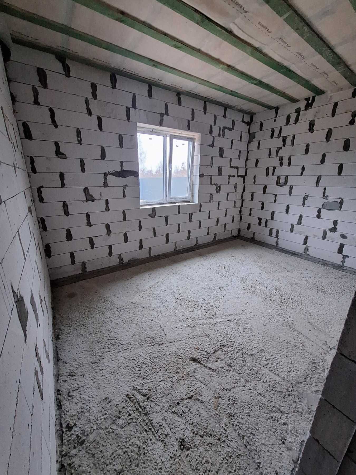 Продам новий 1 но поверховий будинок 95м2 на ділянці 6 сот гарне місце