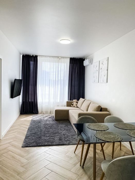 Сдам посуточно! Свободна! ЖК Славутич, Заречная 2К2, новая квартира-7-555.biz.ua