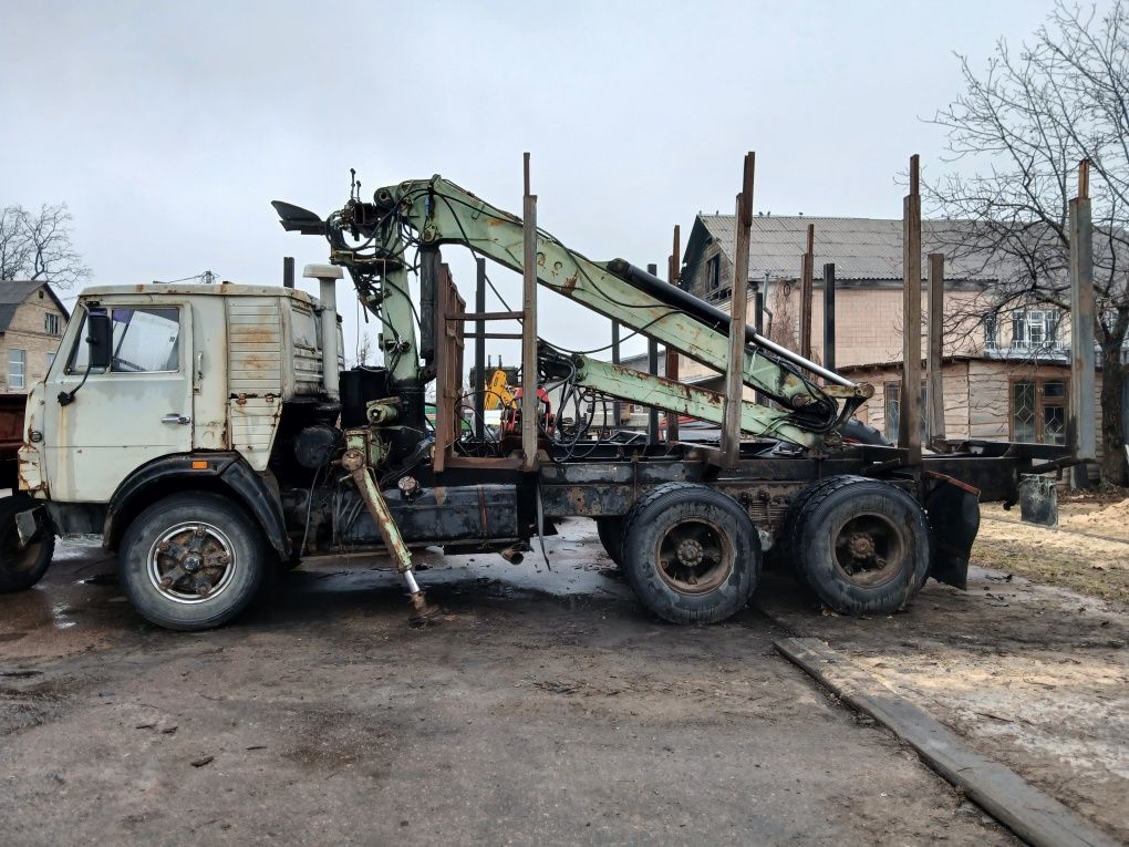 Камаз маніпулятор LOGLIFT 95 лісовоз