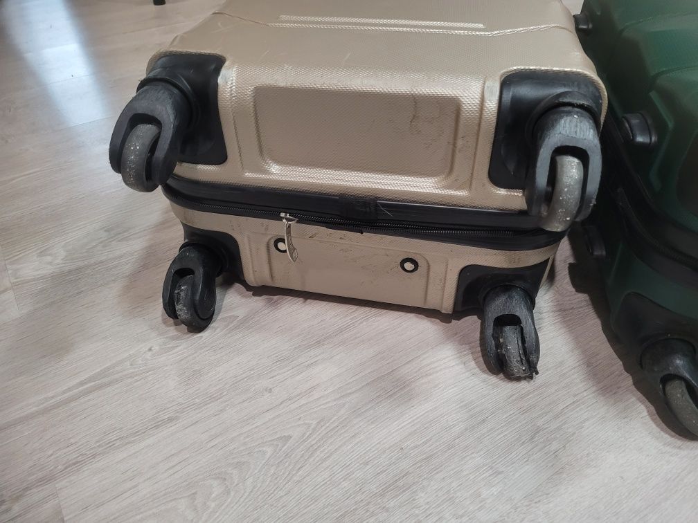 Walizka kabinowa / walizki kabinowe 2 sztuki