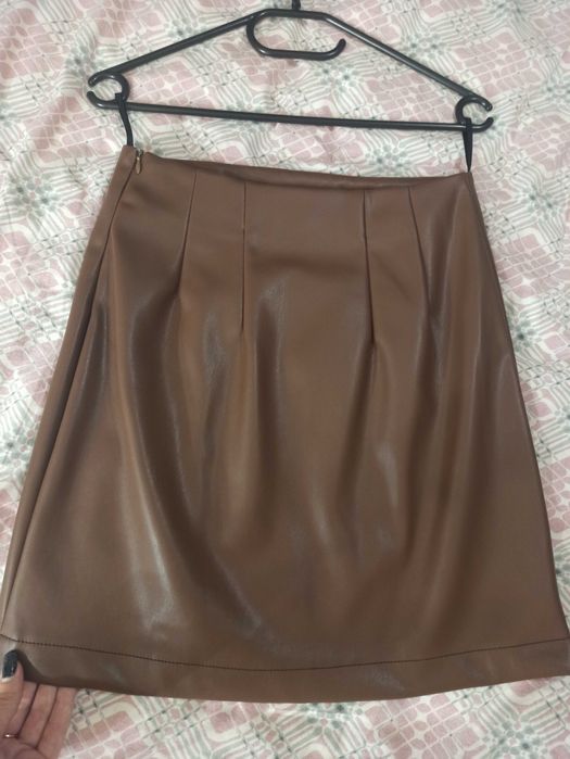 Кожаная женская юбка
