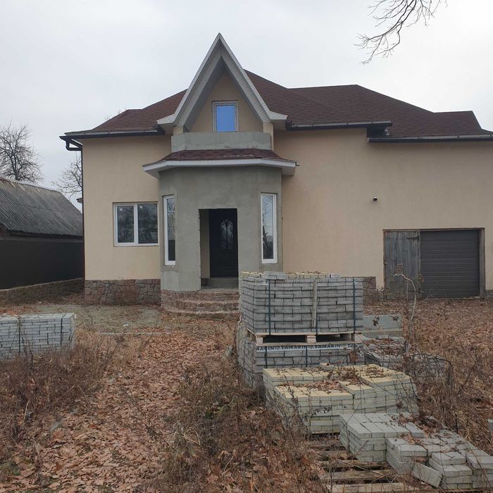 Терміново продам будинок м. Радомишль