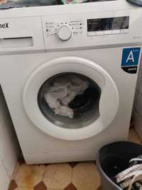 Maquina lavar roupa impecavel. Retirada urgente em Almada