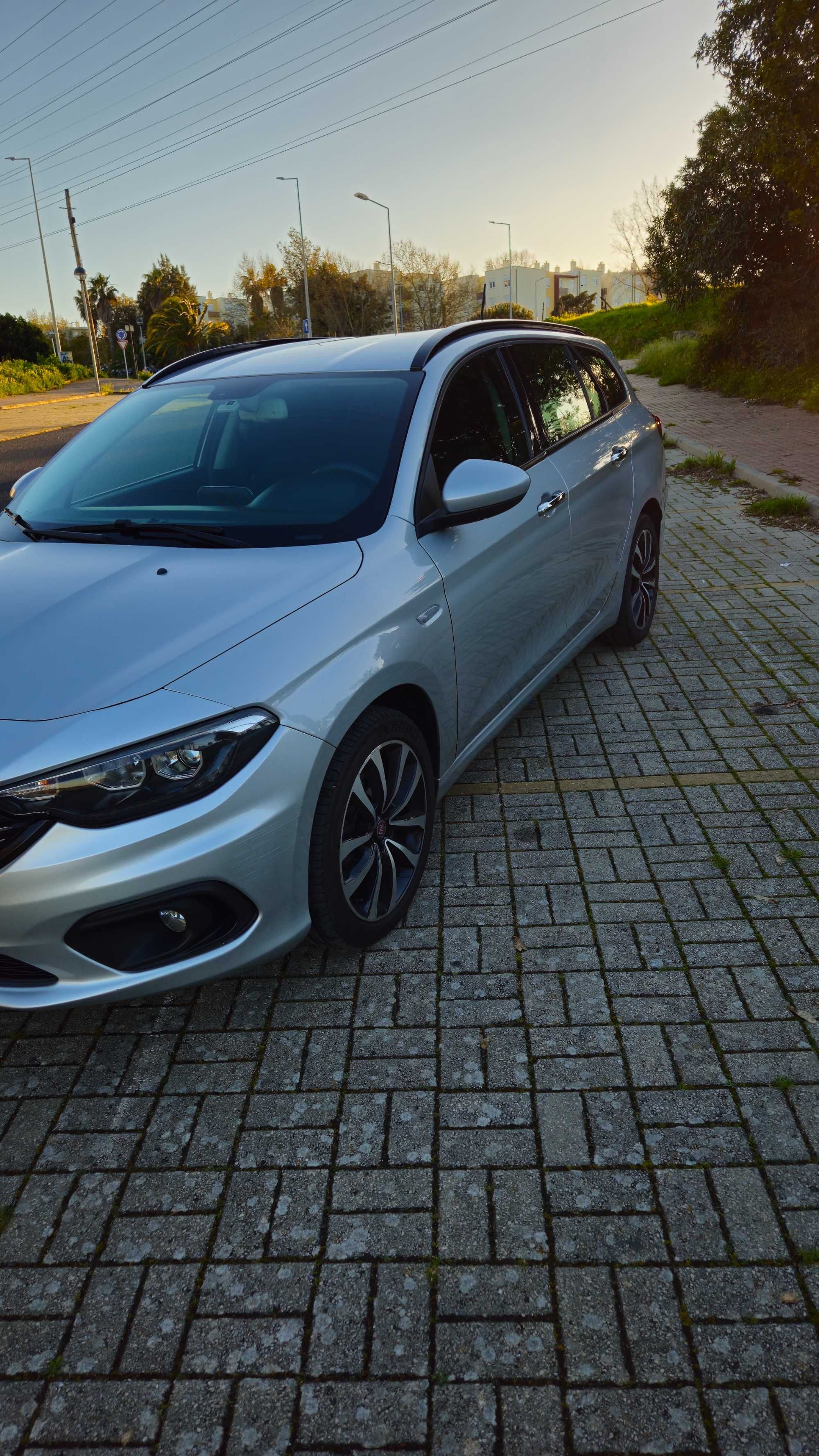 Fiat Tipo Station Wagon 1.6 M-Jet Lounge Tech J17 DCT