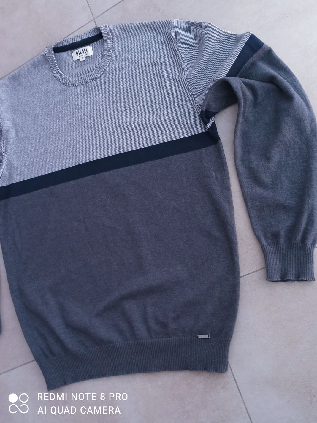 DIESEL  oryginalny  elegancki  sweter  rozmiar  L