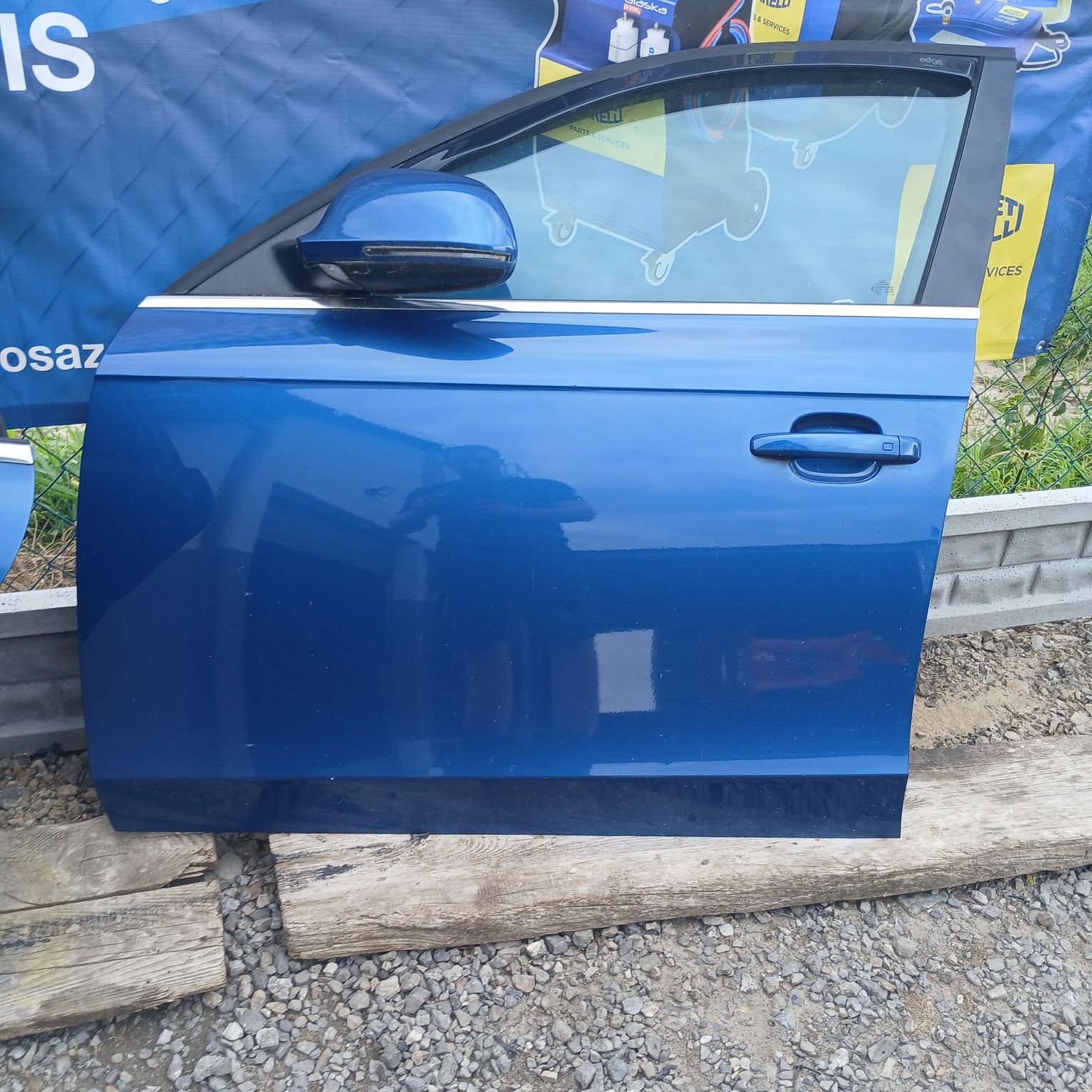 Drzwi lewy przód Audi A4 b8