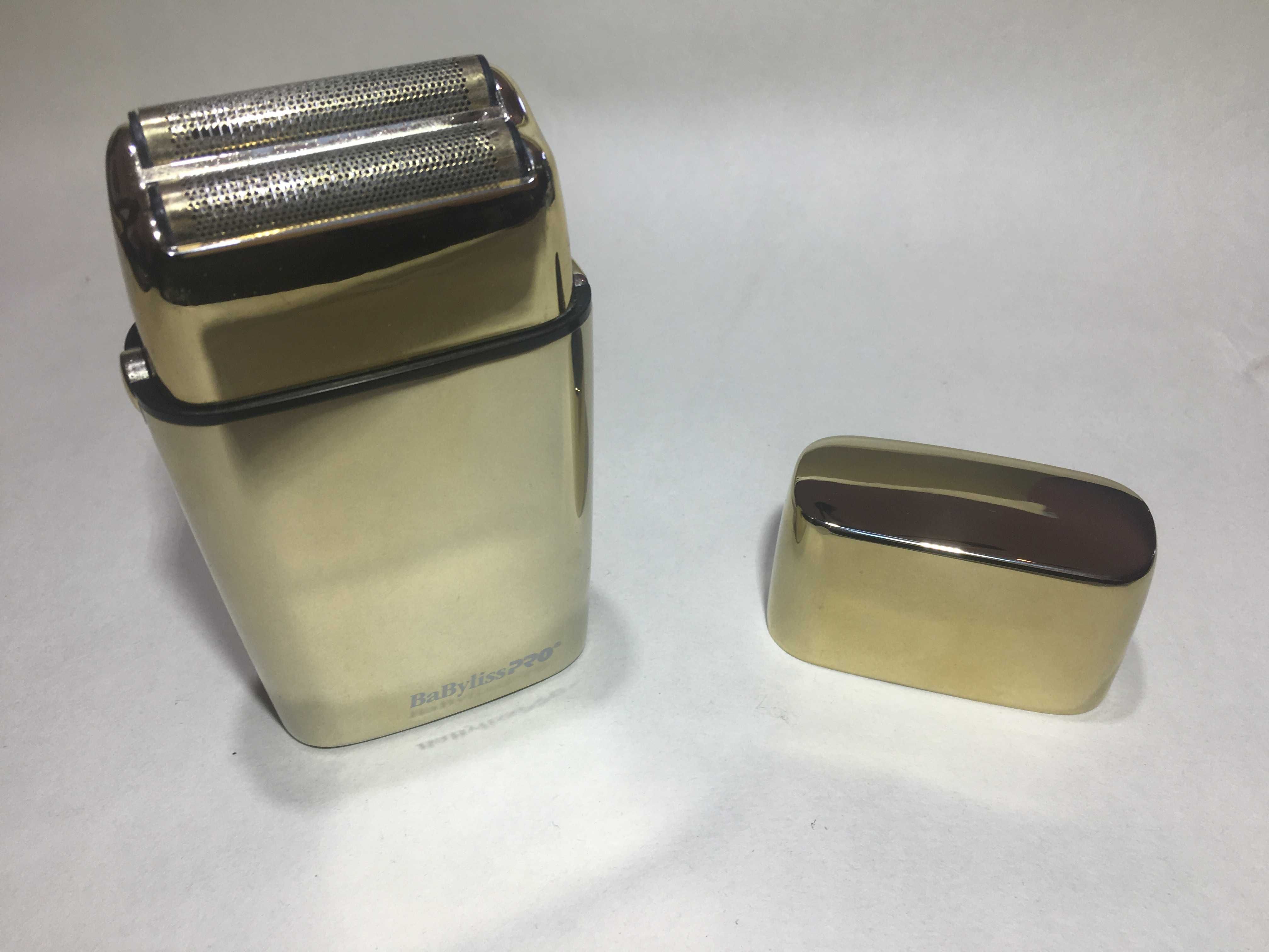 Maquina Profissional - BABYLISS Shaver FoilFX 02 Pro Gold Americana