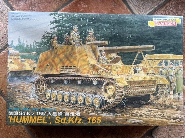 DRAGON 6004 Sd.Kfz.165 HUMMEL unikat