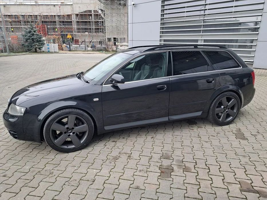 Audi S4 Limousine 4.2 Quatrro V8 alcantara manual