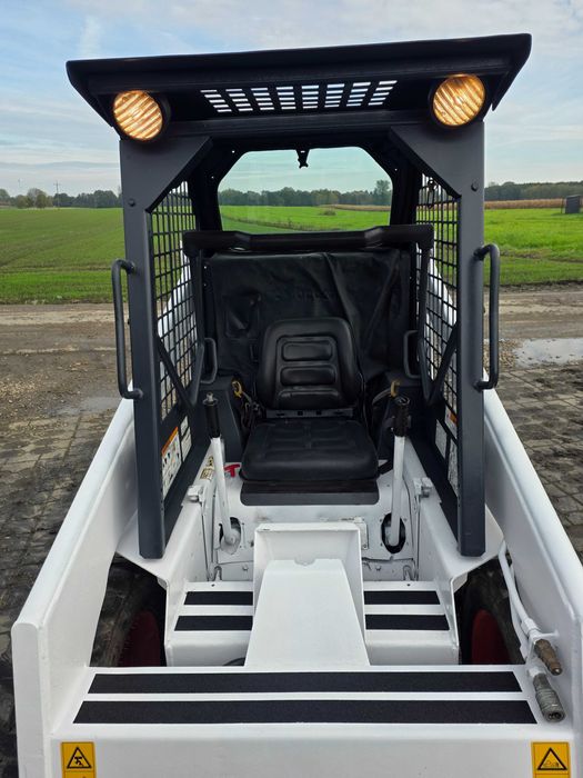 Miniładowarka Bobcat 743 Ładowarka Kubota Diesel