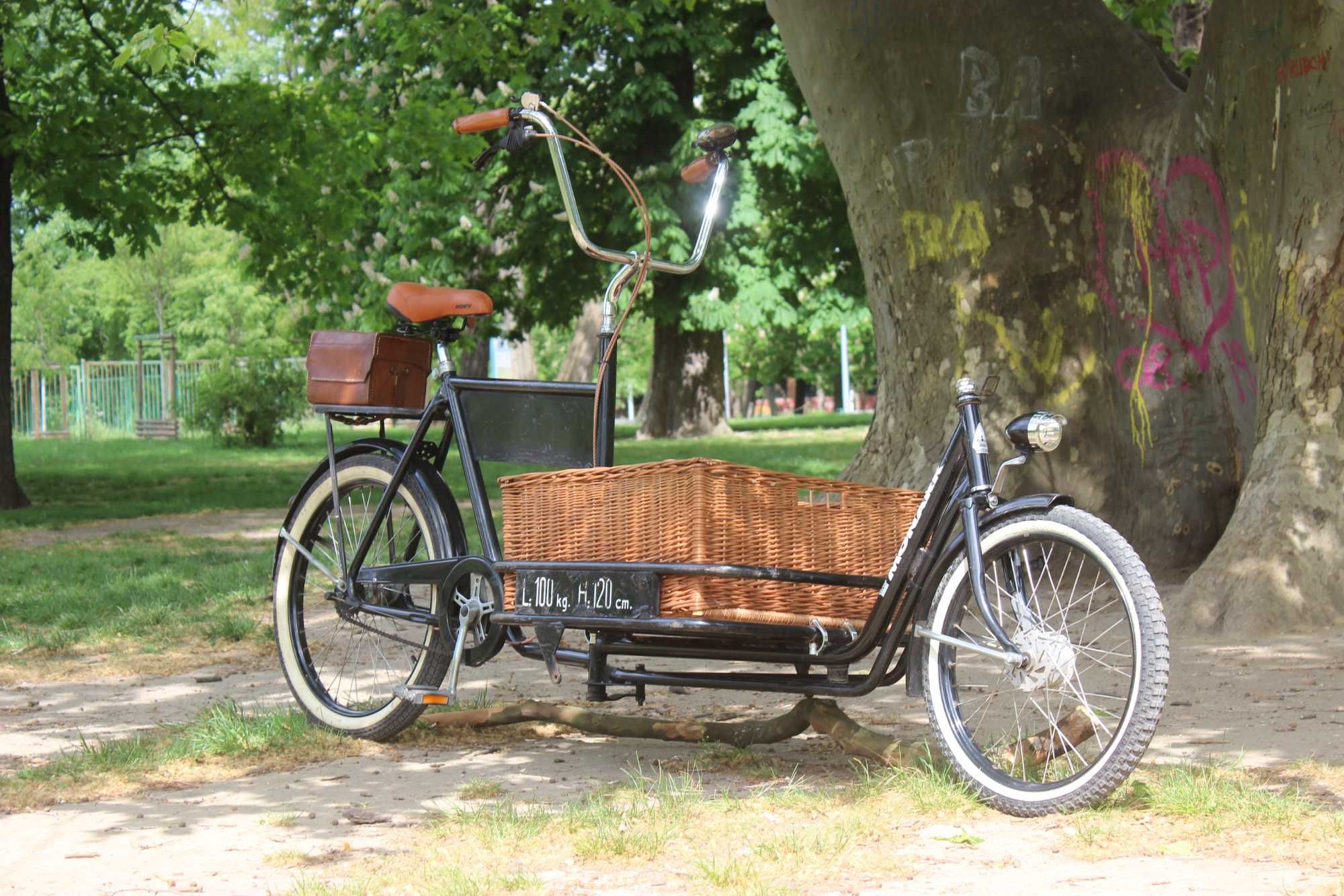 cargo bike Long John marki Monark - cargobike