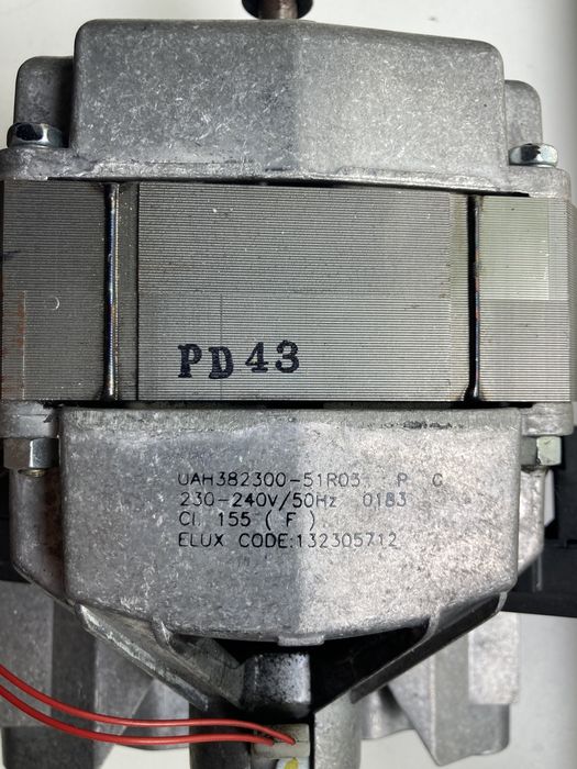 Мотор на стиральную машинку ZANUSSI