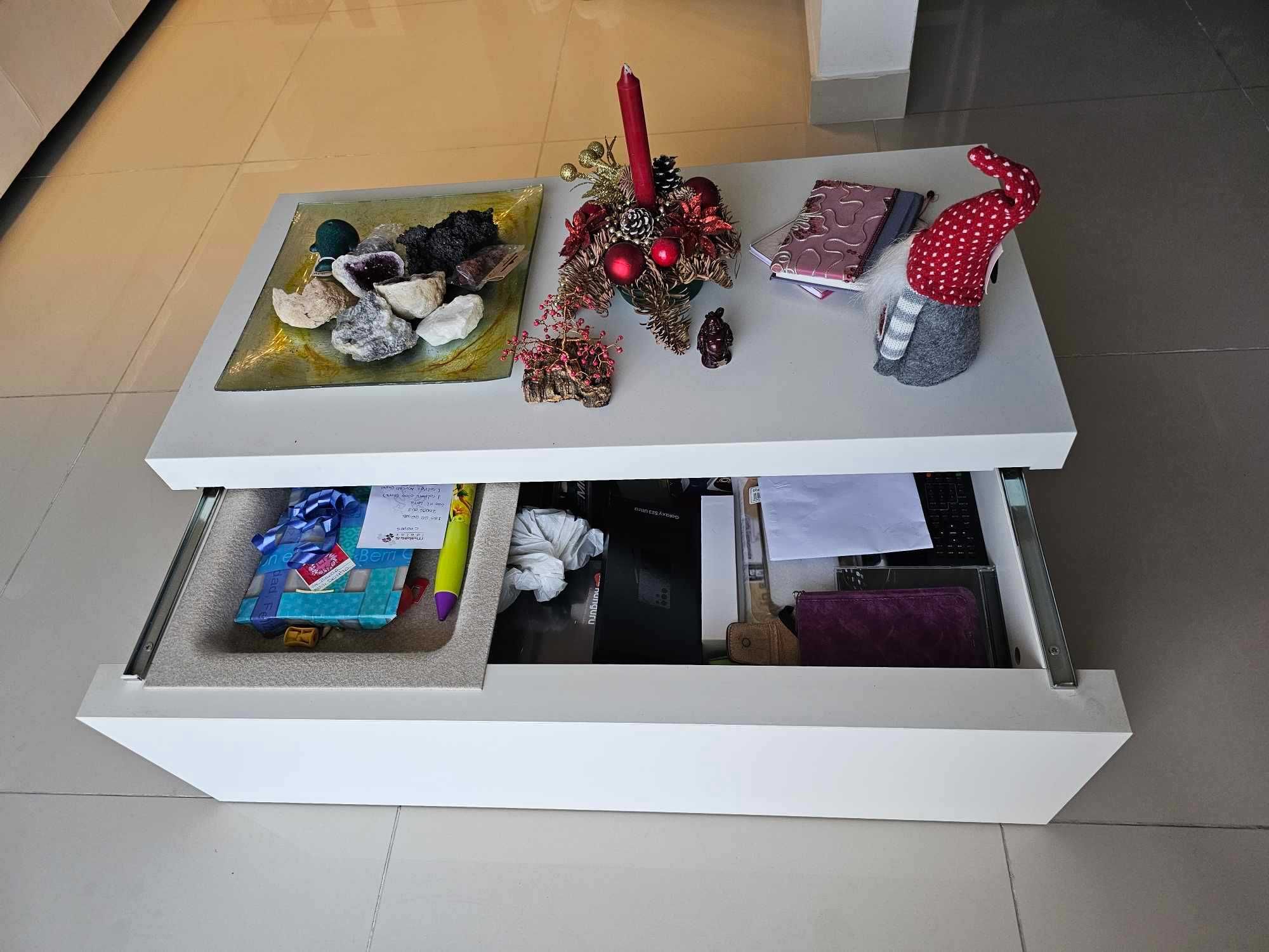 Mesinha de sala de estar