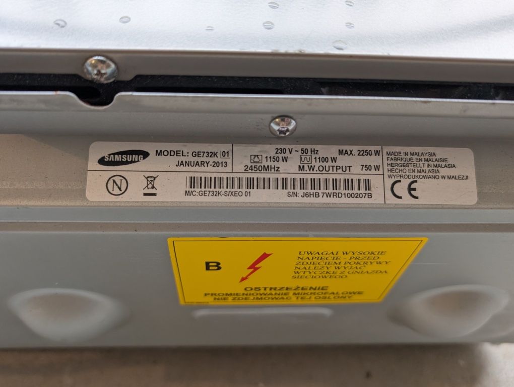 Mikrofalówka kuchenka Samsung Ge732K
