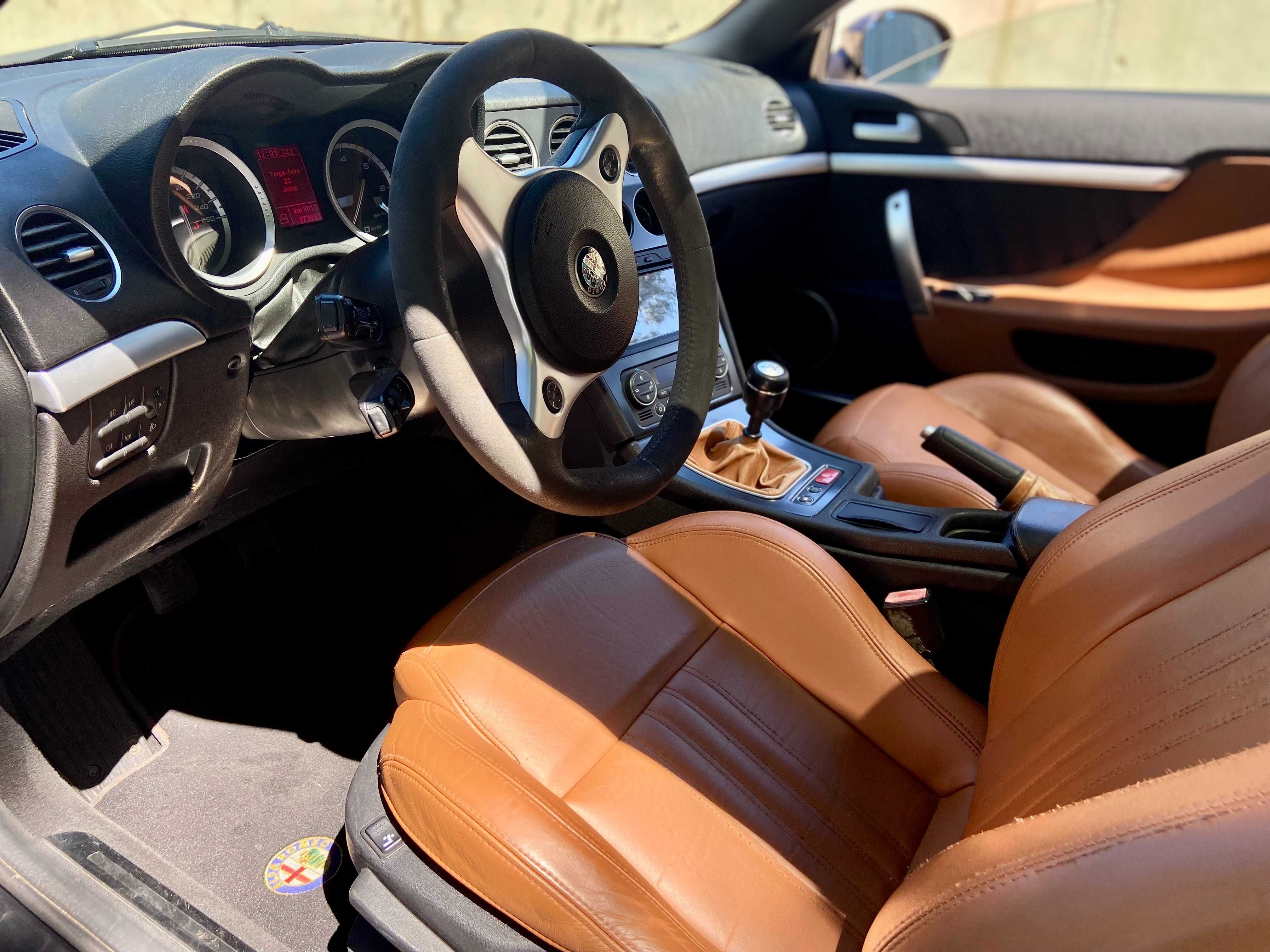 Alfa Romeo Brera 2.4 JTDm Skyview – 2009 - Carro icónico e exclusivo