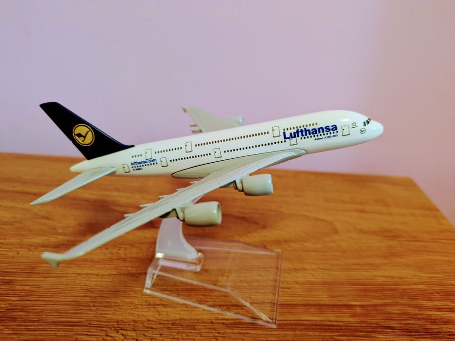 Модель літака Aerobus, Concorde, Boeing нові