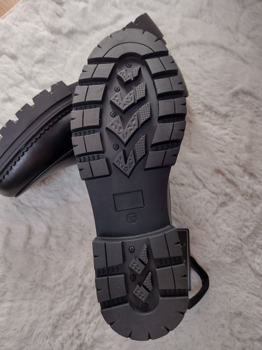 Workery, półbuty damskie, firmy Laura La Fi,, rozmiar 39. NOWE