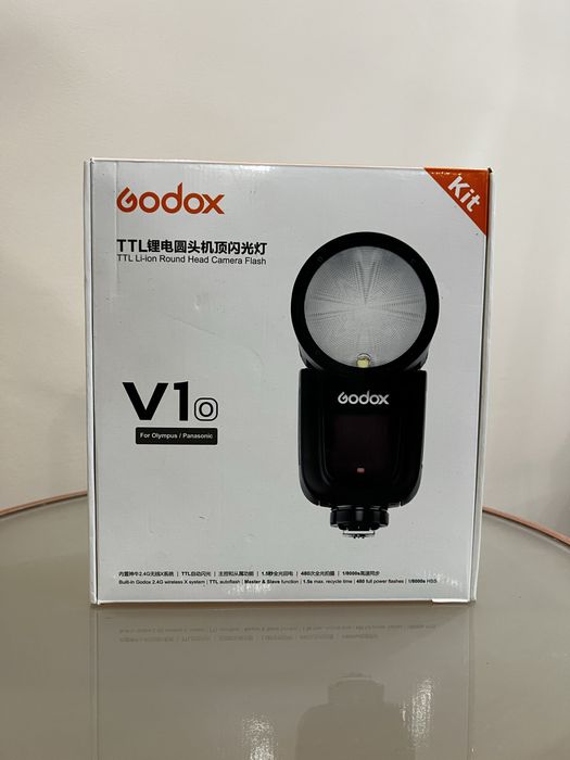 Продається професійний спалах Godox V1