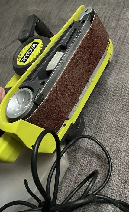 Lixadeira de Rolo 800W Ryobi