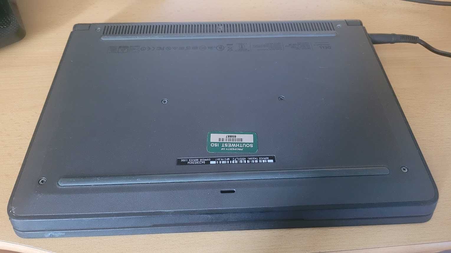 Ноутбук Dell p22t