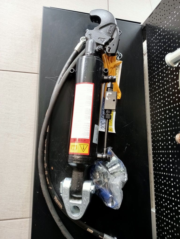 Łącznik centralny hydrauliczny CBM