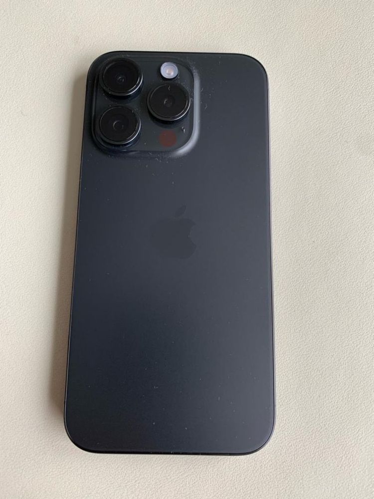 IPHONE 15 PRO black 128 kupiony za gotówkę