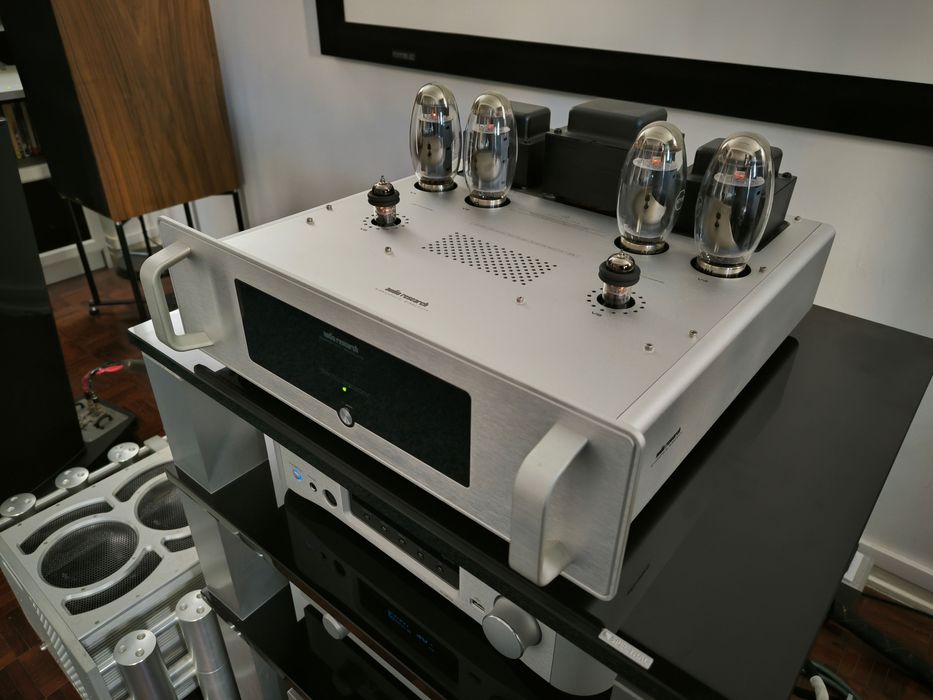 AMPLIFICADOR AUDIO RESEARCH VT80 SE