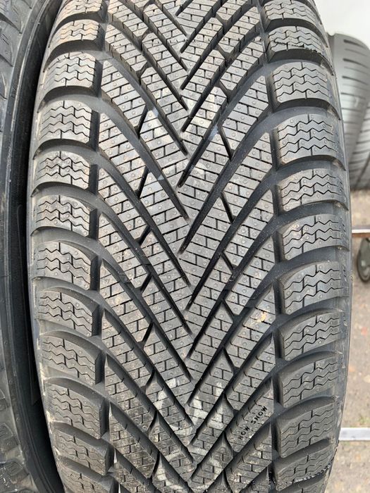 Шини нові 215/60 R17 Pirelli зима 2021 рік