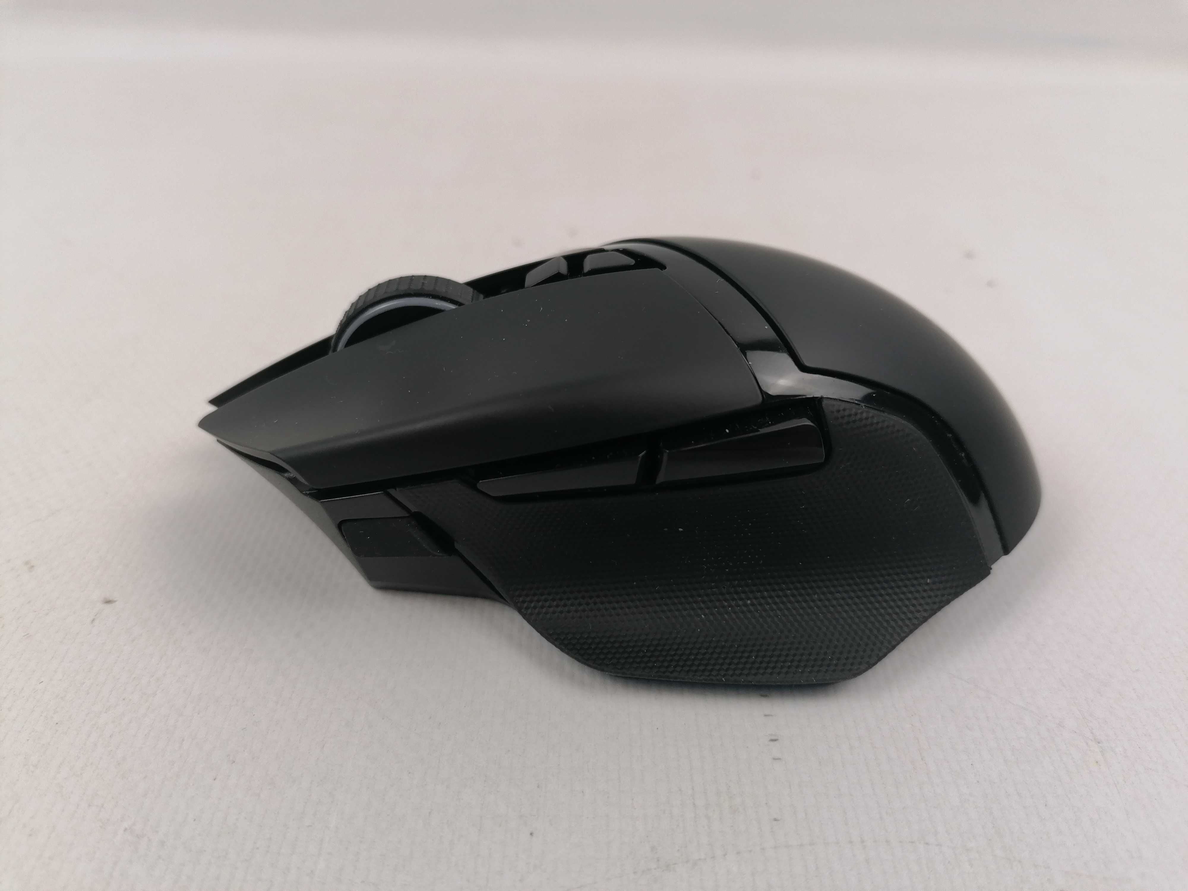 Razer Basilisk Ultimate Bezprzewodowa mysz myszka do gier BRAK STACJI