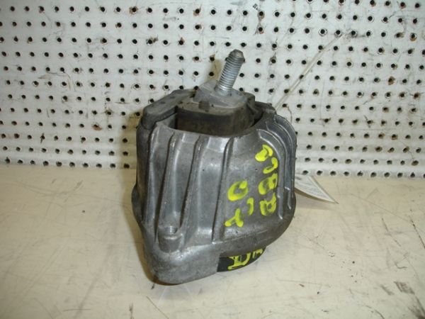 Apoio do motor BMW 1 (E87)