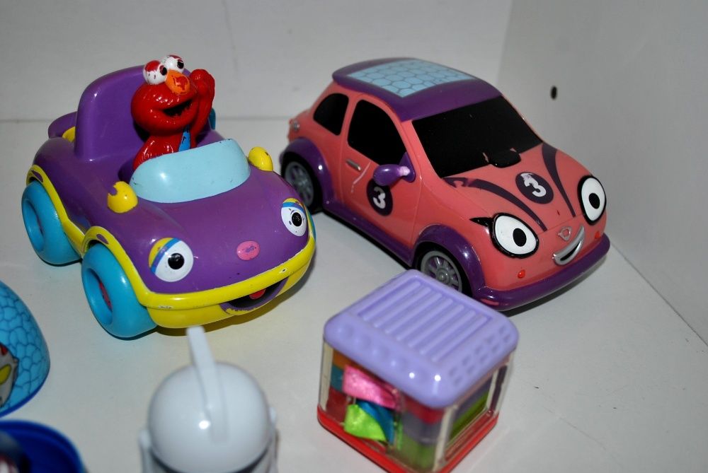 машинки игрушки для малышей инерционные Vtech mattel fisher price elmo