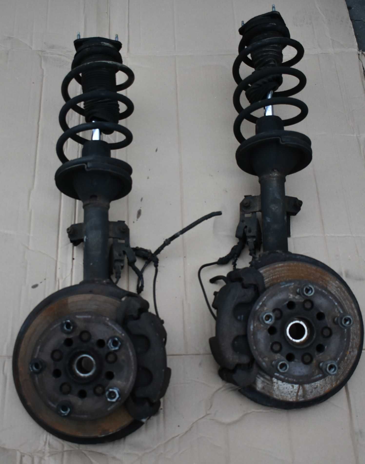 Ford Custom 2.2TDCI amortyzator zwrotnica prawa