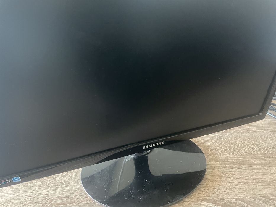 Монітор Samsung S22B300