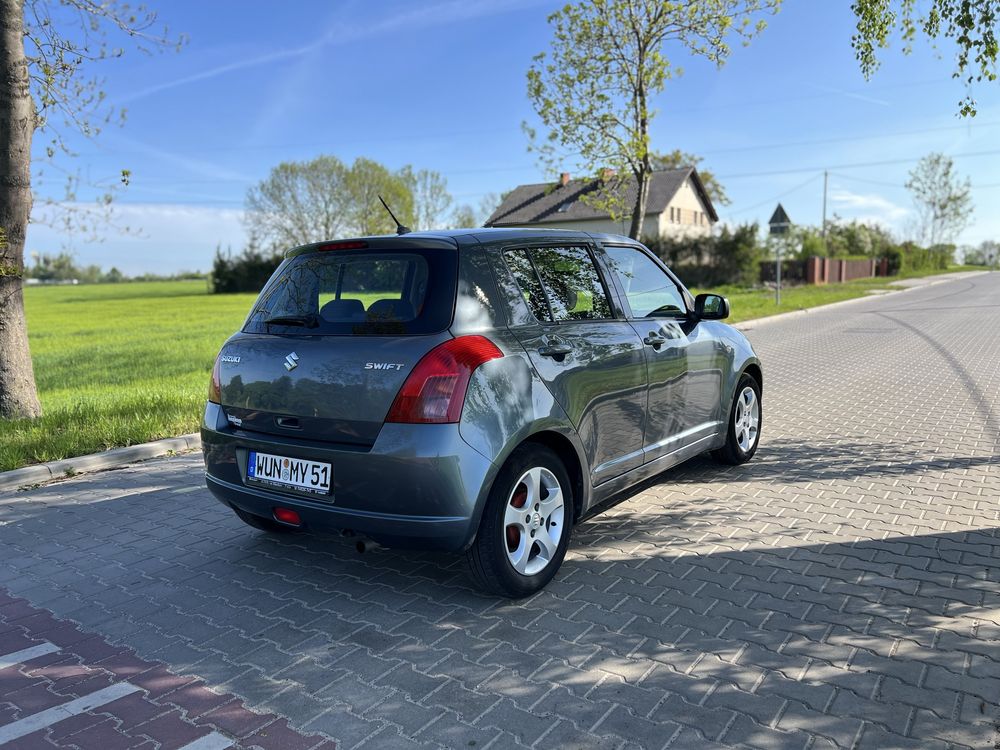 Suzuki Swift • 1.3i • 5-drzwi • Klima • 2007r •