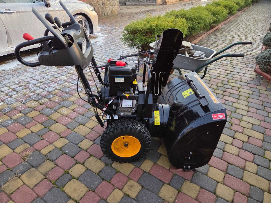 снігоприбиральник Partner PSB 300 ( U.S.A. )