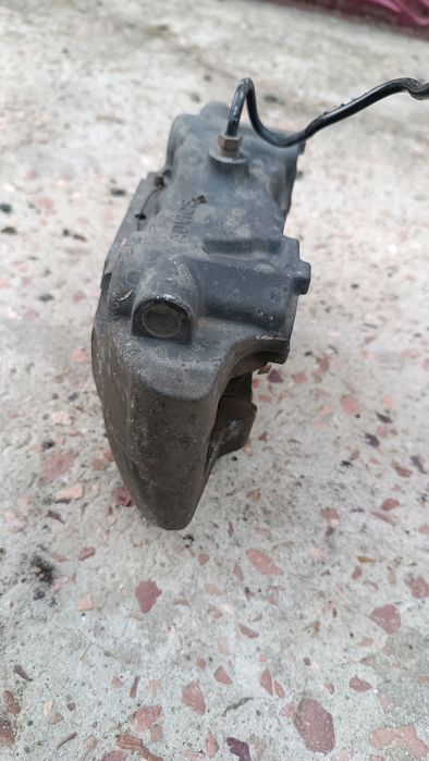 Супорт тормозной Honda Legends kb1 оригинал